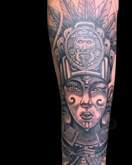 El arte detrás de un tatuaje con Erick Barrera